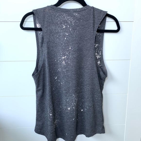 Leopard heart distressed graphic tee muscle tank - Picture 4 of 8